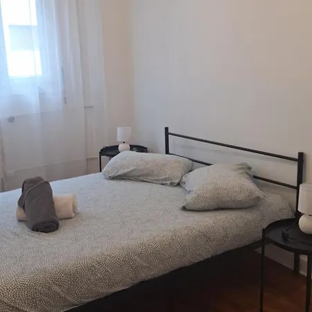 La Boulange, Familial Ou Entreprise Menage Et Linge Inclus Rouen